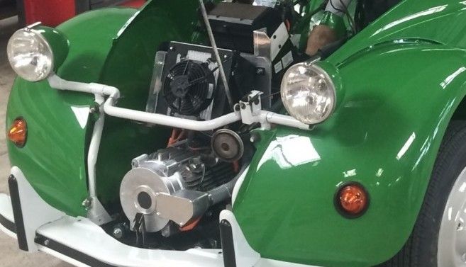 Comment convertir une voiture thermique en électrique (rétrofit auto)